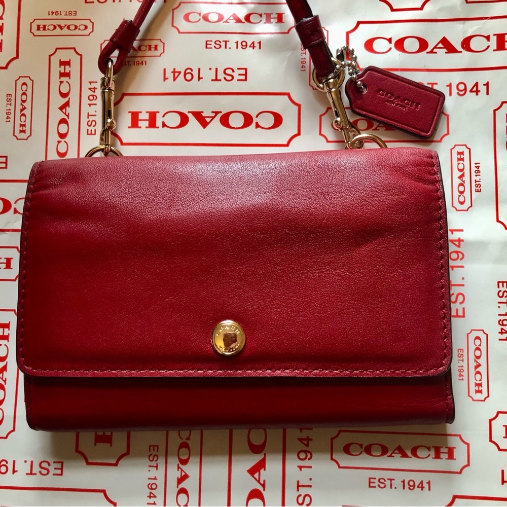 Coach Swing Wallet - Picture 3 of 12
